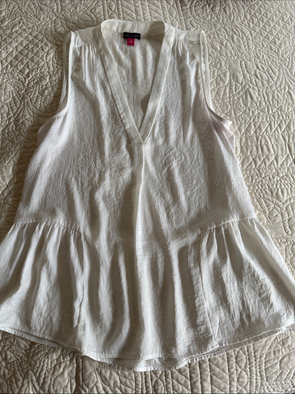 Vince Camuto White Sleeveless V-Neck Peplum Tunic